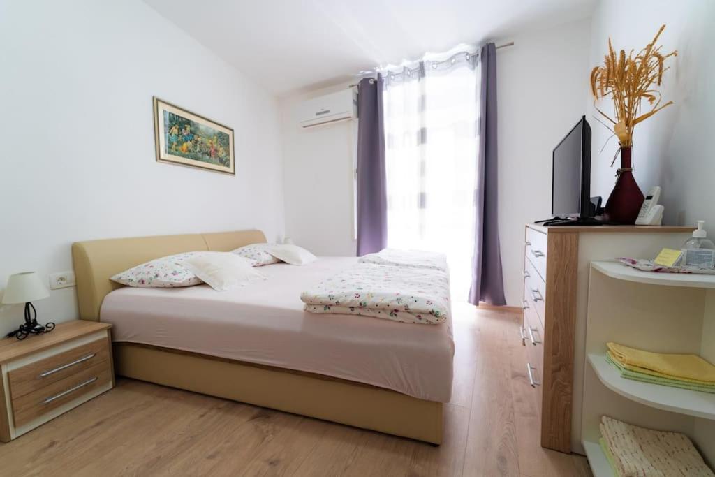 Charming Apartment In Old Town Сплит Екстериор снимка